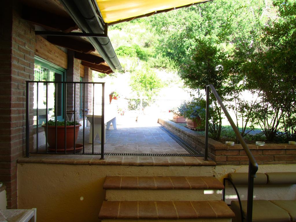 Le Torracce Agriturismo Olistico Hotel Valfabbrica Exterior foto